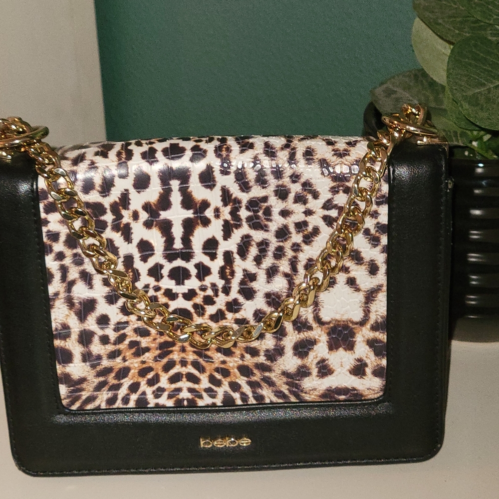 BeBe cheetah 🐆 purse